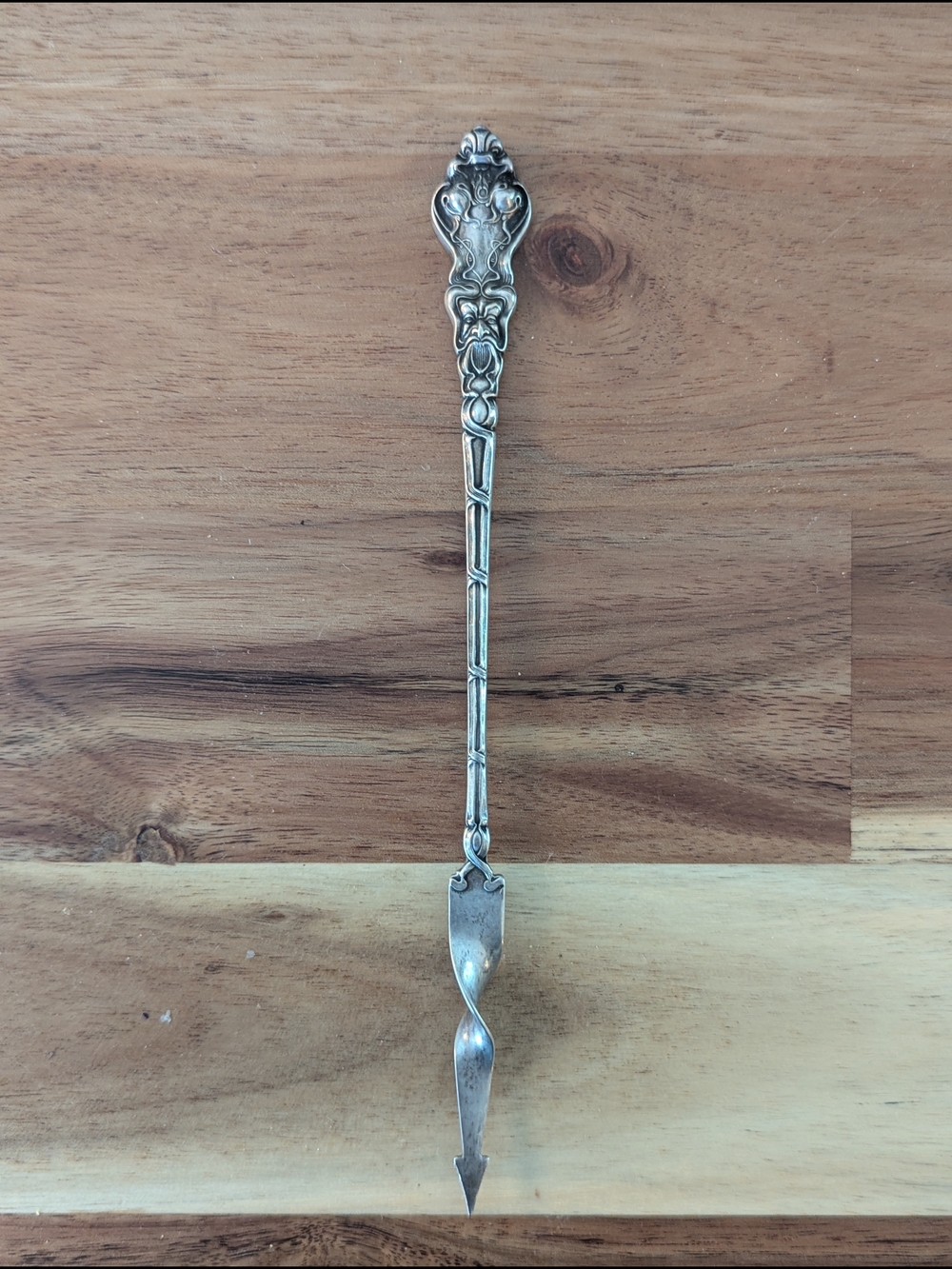 Art Nouveau Sterling Silver Antique Unger Brothers "Douvaine" Butter Pick - Picture 2 of 7